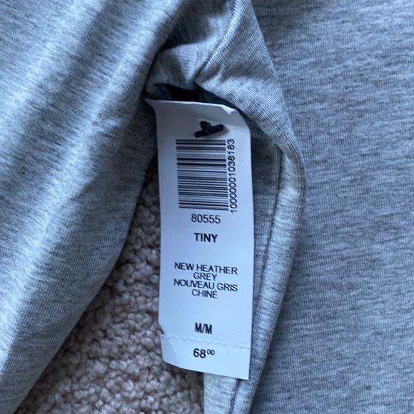 NWT Wilfred grey jersey dress. Size medium. Tight fitting long sleeve scoop neck - Picture 4 of 7